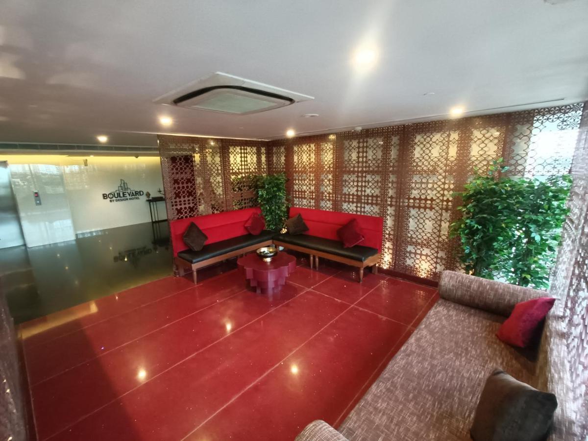 Boulevard By Design Hotel Τσενάι Εξωτερικό φωτογραφία
