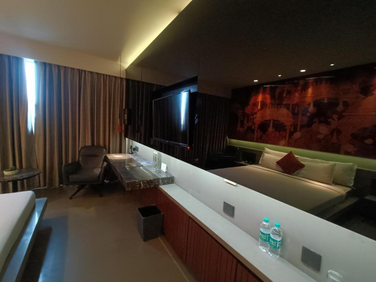 Boulevard By Design Hotel Τσενάι Εξωτερικό φωτογραφία