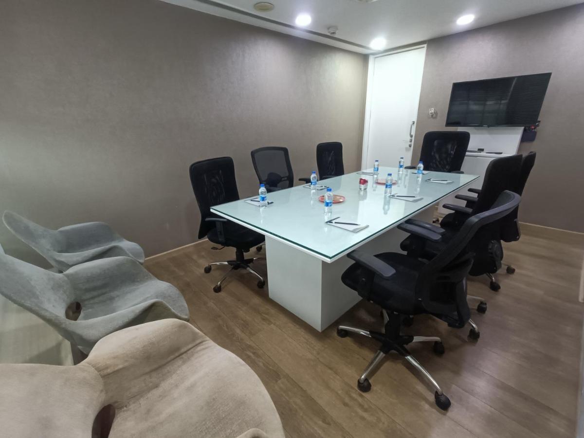 Boulevard By Design Hotel Τσενάι Εξωτερικό φωτογραφία