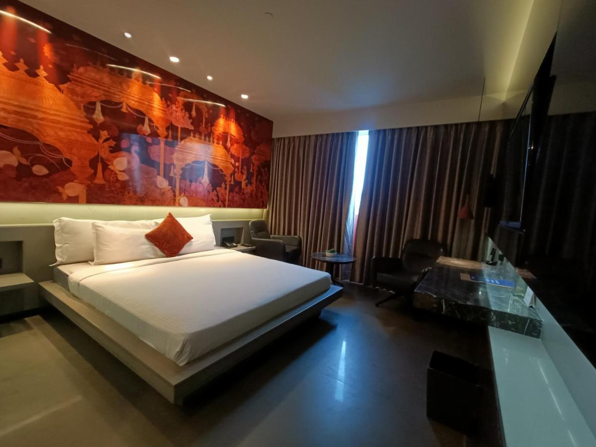 Boulevard By Design Hotel Τσενάι Εξωτερικό φωτογραφία